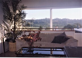 2557 Via Merano, Unit Guesthouse in Del Mar, CA - Building Photo