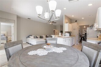 10074 Oakhurst Way in Ft. Myers, FL - Building Photo - Building Photo