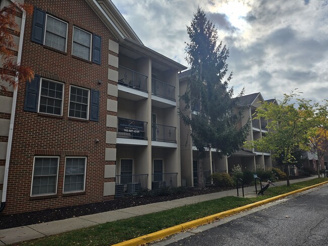 Andrew Place Commons in West Lafayette, IN - Foto de edificio - Building Photo