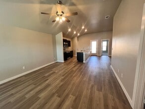 3508 Valencia Ave in Lubbock, TX - Foto de edificio - Building Photo