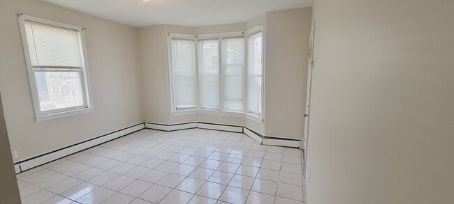 35 Vandewater St, Unit 35 Vandewater St in Providence, RI - Building Photo - Building Photo