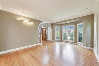 107 W 59th St in Hinsdale, IL - Building Photo - Building Photo