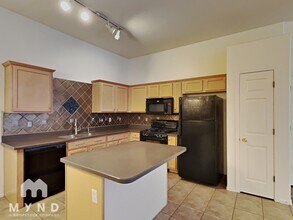 6030 S Avenida Las Monjas in Tucson, AZ - Foto de edificio - Building Photo
