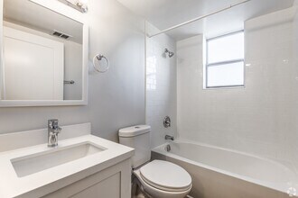 Main Street Apartments in Hamilton, ON - Building Photo - Building Photo