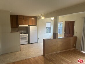 721 Pine St in Santa Monica, CA - Building Photo - Building Photo