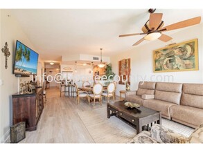 5702 Cape Harbour Dr in Cape Coral, FL - Building Photo - Building Photo