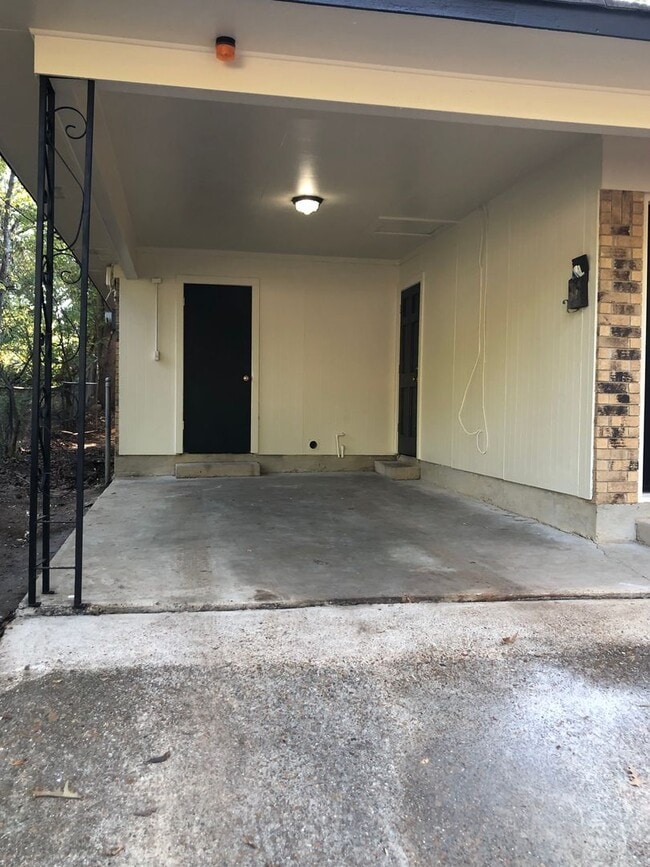 2111 Freewater St in Shreveport, LA - Building Photo - Building Photo