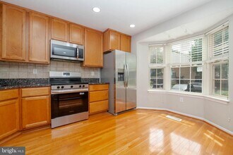 6 Far Corners Ct in Sparks Glencoe, MD - Foto de edificio - Building Photo