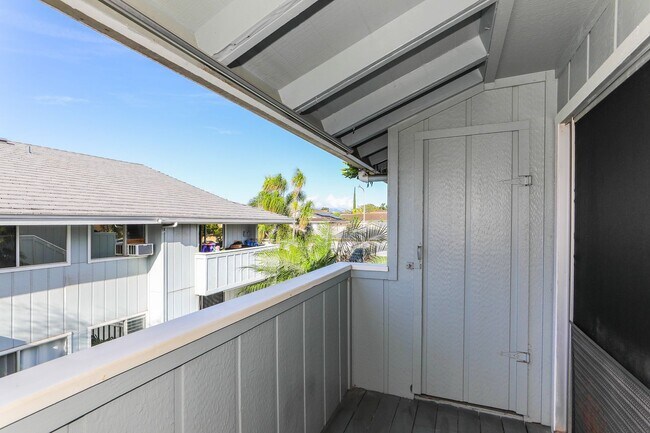 94-1037-1037 Paha Pl in Waipahu, HI - Building Photo - Building Photo