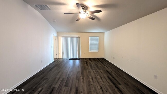 8093 Dancing Fox St in Jacksonville, FL - Building Photo - Building Photo