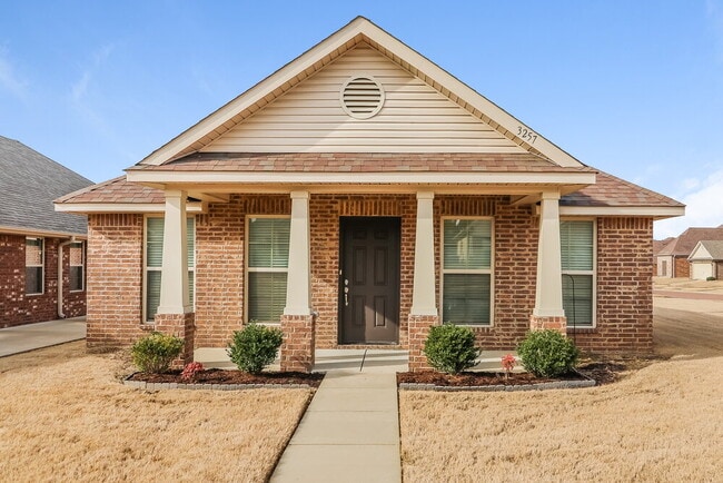 property at 3257 E Hartland