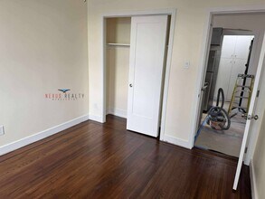 43-24 58th St in Queens, NY - Building Photo - Building Photo