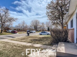 3221 S Utica St in Denver, CO - Foto de edificio - Building Photo