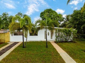 1251 NE 41st Dr in Pompano Beach, FL - Building Photo