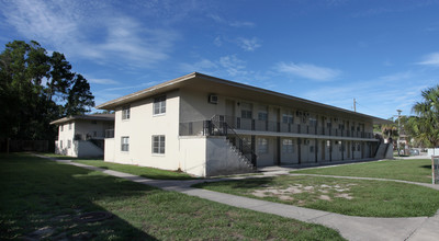 Eagles Court in Jacksonville, FL - Foto de edificio - Building Photo