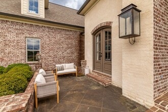 102 Pinehurst Rd in Starkville, MS - Building Photo - Building Photo