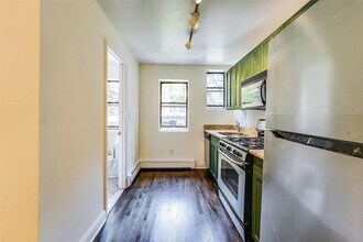 63 Jefferson St in Hoboken, NJ - Building Photo - Building Photo