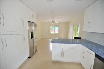 10820 SW 126th St, Unit 10820 in Miami, FL - Building Photo - Building Photo