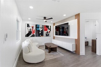 6713 S Mascotte St in Tampa, FL - Building Photo - Building Photo