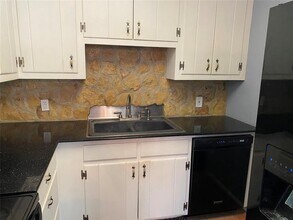 47 Presidio Rd in Wimberley, TX - Building Photo - Building Photo