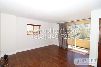 3989 Nobel Dr in San Diego, CA - Building Photo - Building Photo