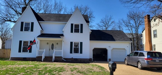572 Crown Point Dr