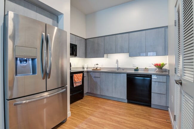Block C Apartments in San Marcos, CA - Building Photo - Building Photo