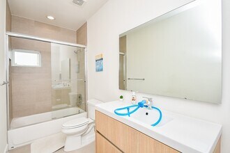 5519 Paraiso Pl in Houston, TX - Building Photo - Building Photo