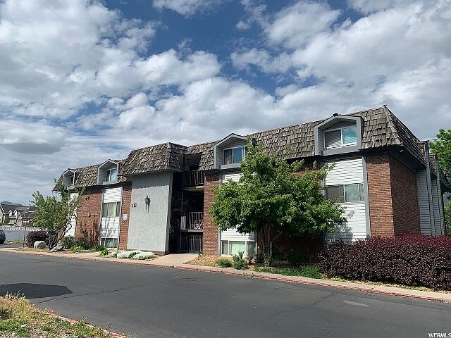 1710 Hickory Ln in Provo, UT - Building Photo