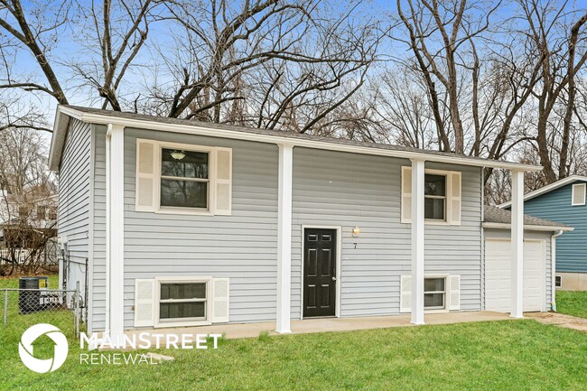 7 Marveline Dr in St. Charles, MO - Building Photo - Building Photo