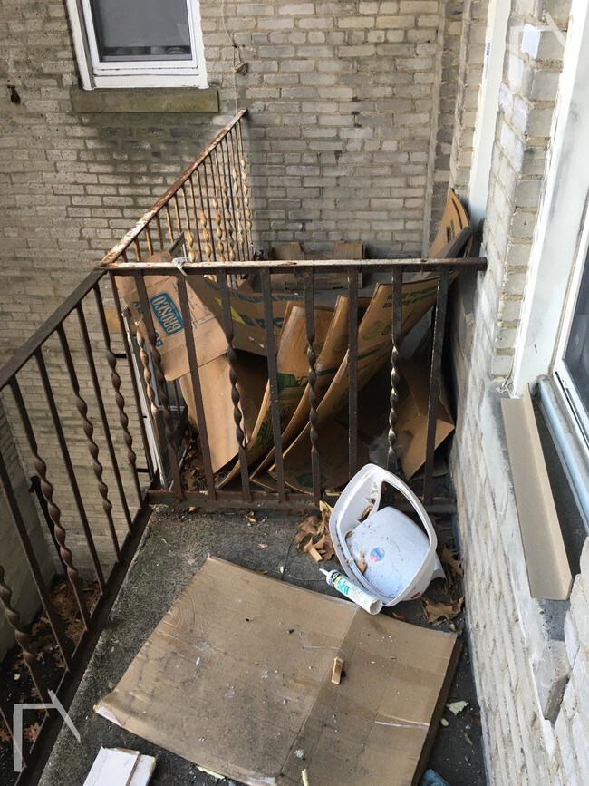 property at 8 Vinal St