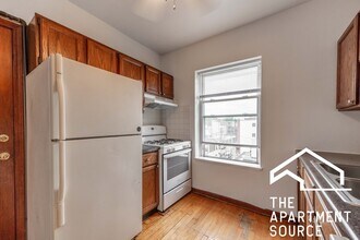 3153 W Argyle St in Chicago, IL - Building Photo - Building Photo