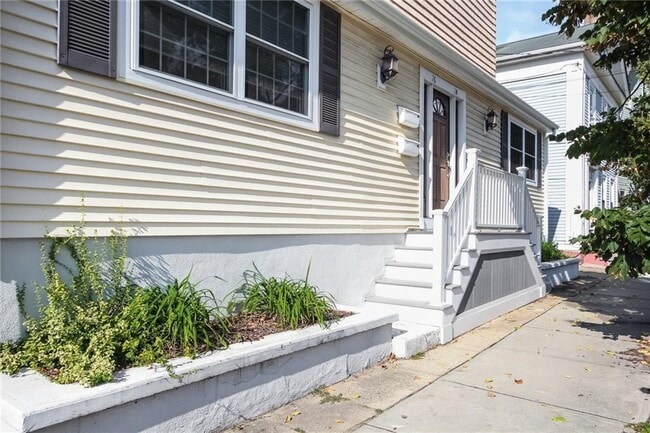 property at 76 Hope St