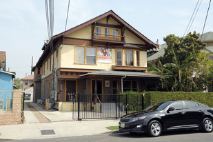 1025 W. 25th St. in Los Angeles, CA - Building Photo
