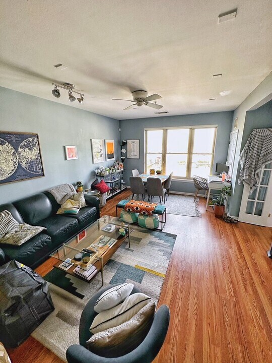 15 Warren St in Jersey City, NJ - Building Photo