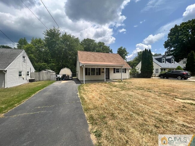 1008 Terrace Blvd in Ewing Township, NJ - Building Photo - Building Photo
