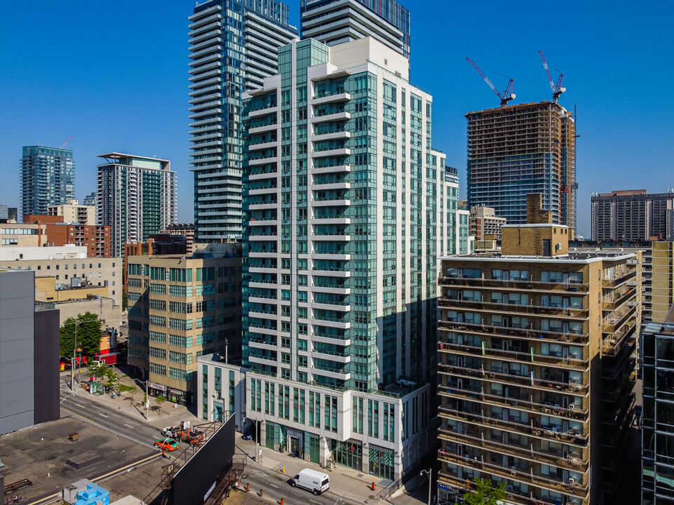 Panache Condos in Toronto, ON - Building Photo