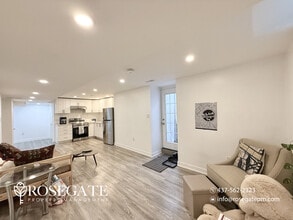 7 Archimedes Ct in Toronto, ON - Building Photo - Building Photo