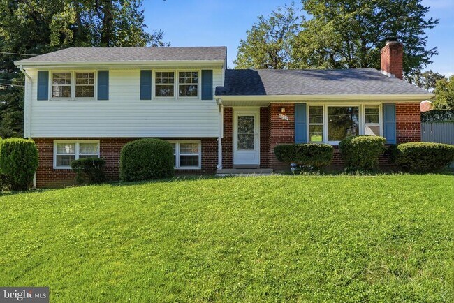 property at 8009 Gosport Ln