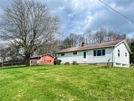 1800 Oneida Valley Rd in Karns City, PA - Building Photo