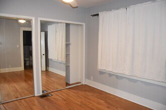 166 N Cambridge St in Orange, CA - Building Photo - Building Photo