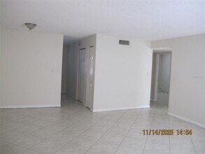 12405 Orange Blossom Oak Pl in Tampa, FL - Building Photo - Building Photo