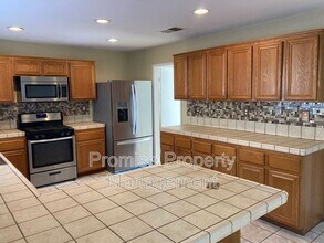 4504 Arbor Glen Way in Oceanside, CA - Building Photo - Building Photo