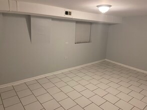 3425 N Harding Ave, Unit Garden Apt in Avondale in Chicago, IL - Building Photo - Building Photo