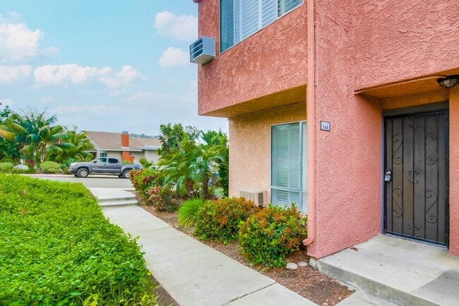 7720 Margerum Ave in San Diego, CA - Building Photo - Building Photo