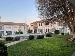 100 W Village Blvd in Laredo, TX - Building Photo - Building Photo