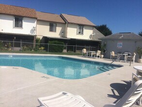 1319 George Edwards Ct in Merritt Island, FL - Building Photo - Building Photo