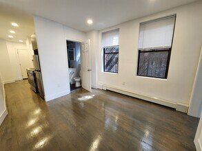 42 Joy St, Unit #8 in Boston, MA - Foto de edificio - Building Photo