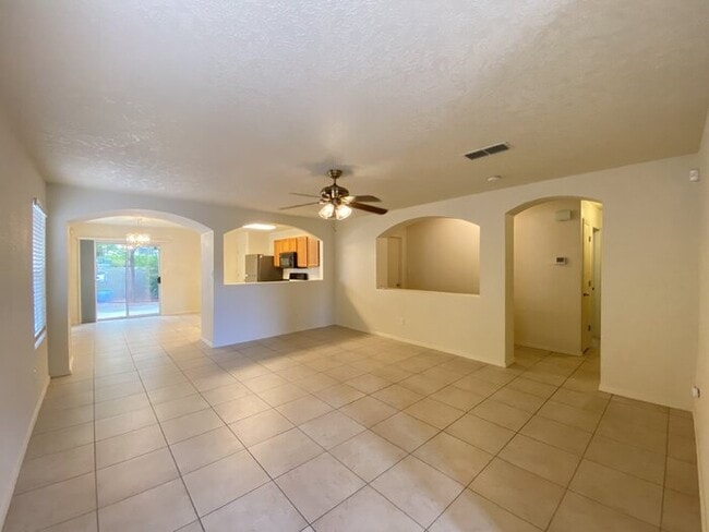 10757 Galaxia Park Dr NW in Albuquerque, NM - Foto de edificio - Building Photo
