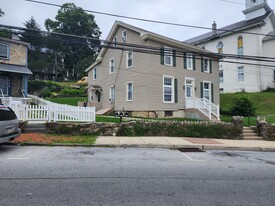 309 Strasburg Ave, Unit C in Parkesburg, PA - Building Photo